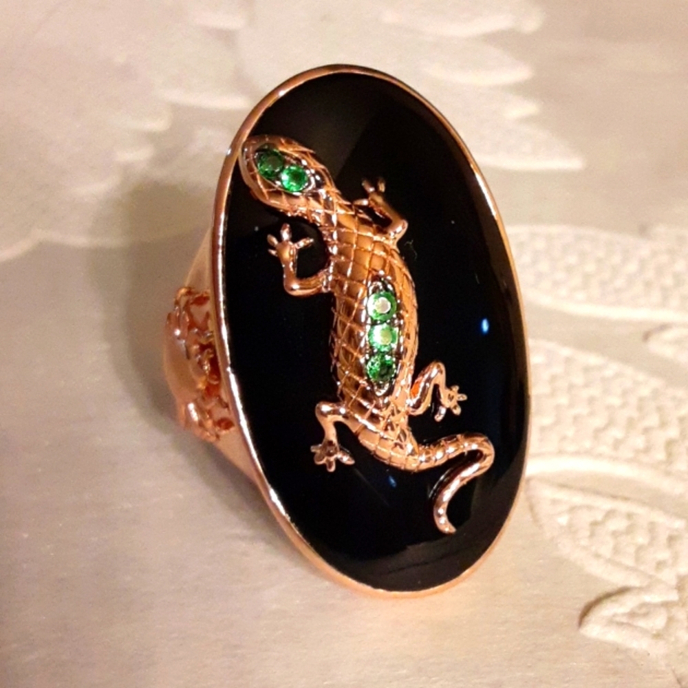 925, Tsavorite Garnet, Black Onyx, Lizard, Gecko Ring. FIRM.